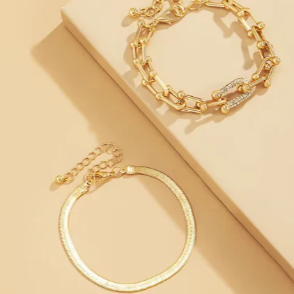 2-in-1 Elegant Bracelet and Hoop Link Chain Jewelry Set – Perfect for Any Occasion - Image 4