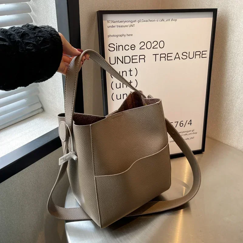 Aria Grace Handbag – Effortless Elegance for Every Day - Image 4