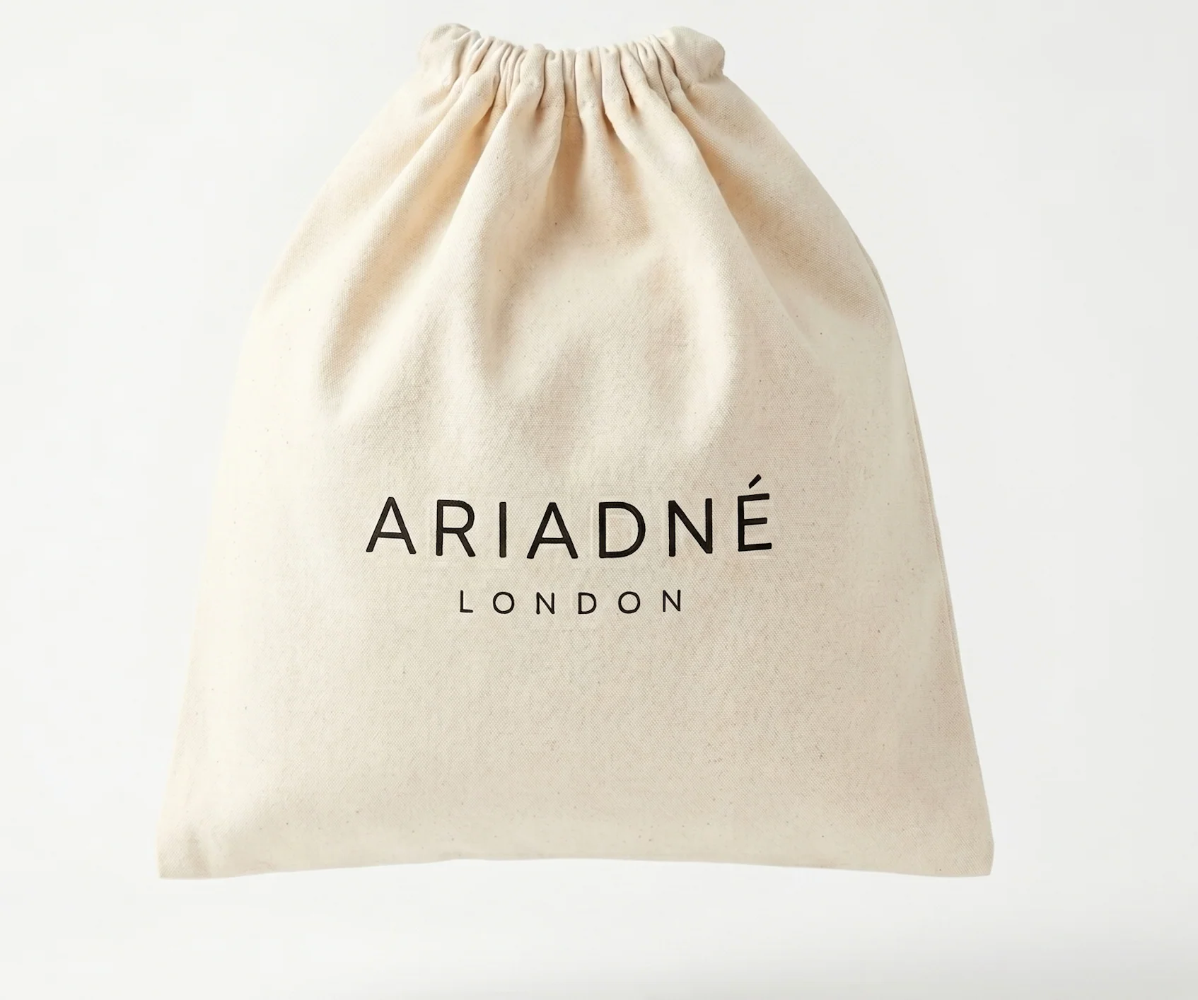 Ariadné Dust Bag Cover