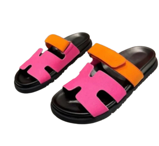 Ariadne Sandles - Image 7