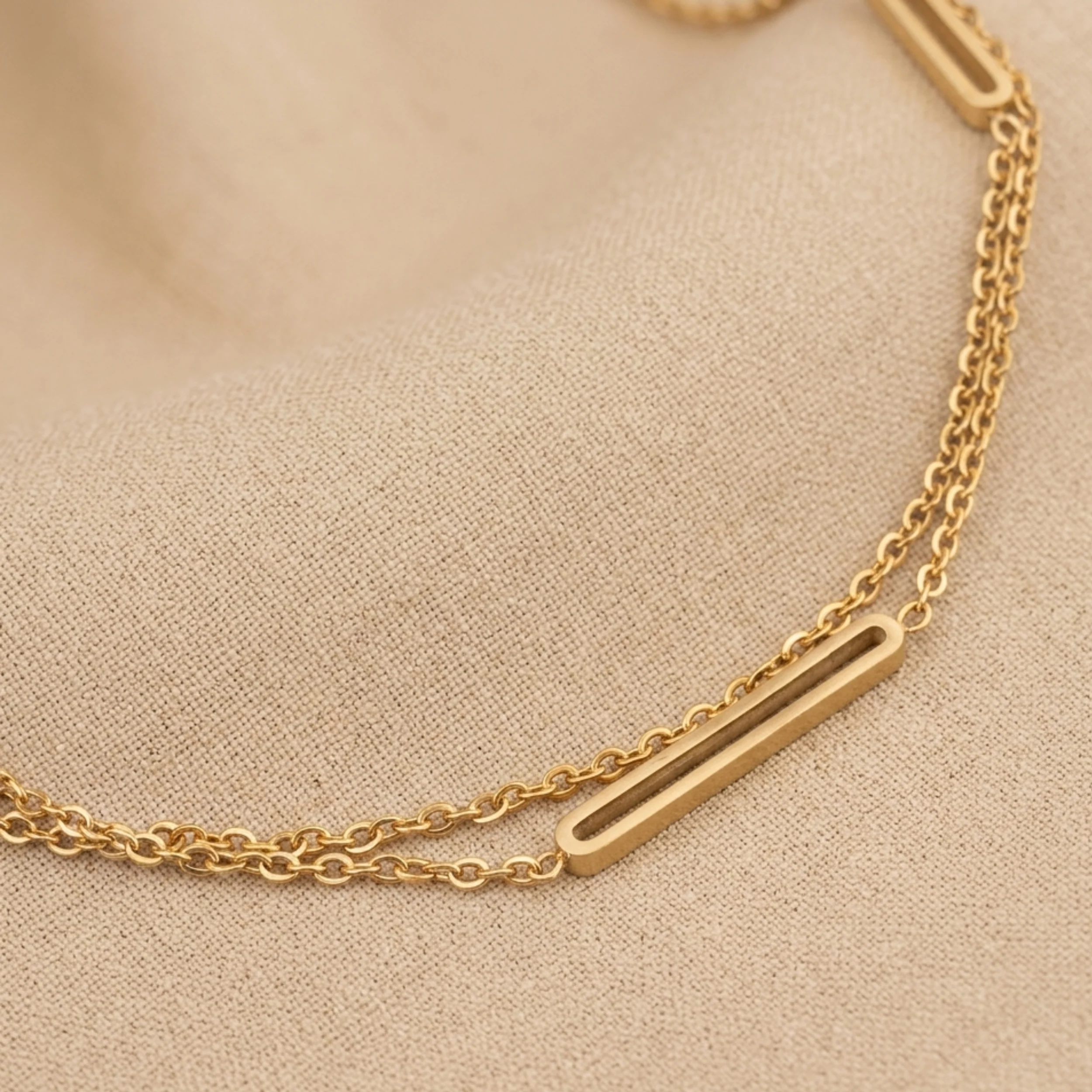 Arlisse Twin Chain Bar Bracelet - Image 4