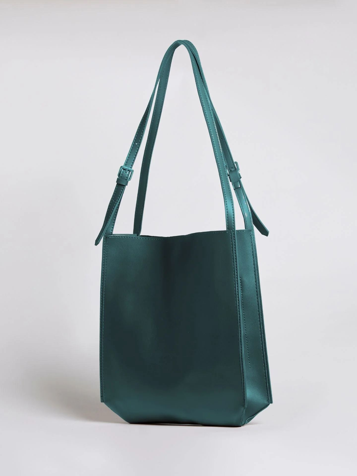 Arya Daily Chic Vegan Leather Shoulder Bag - Image 15