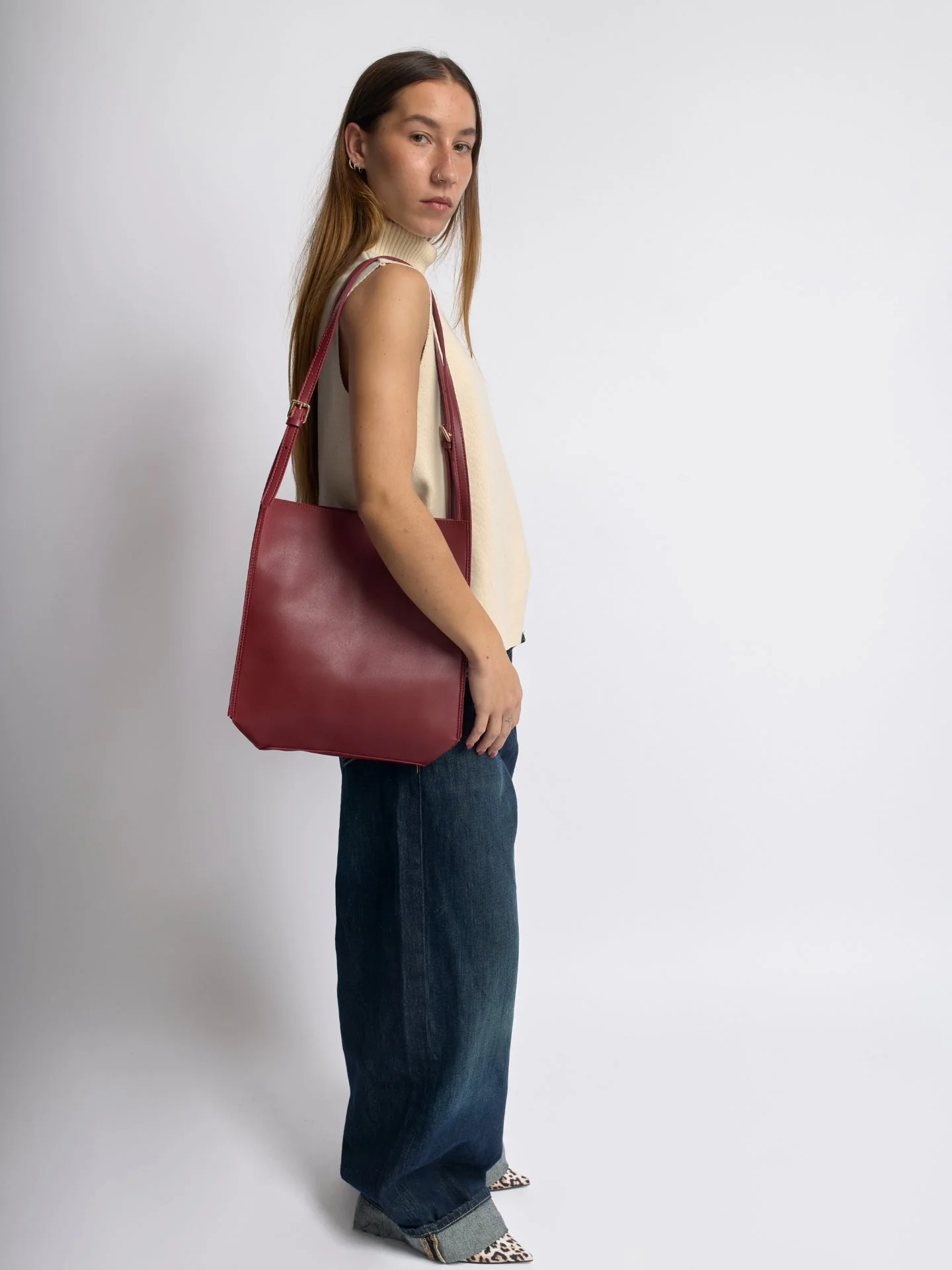 Arya Daily Chic Vegan Leather Shoulder Bag - Image 17