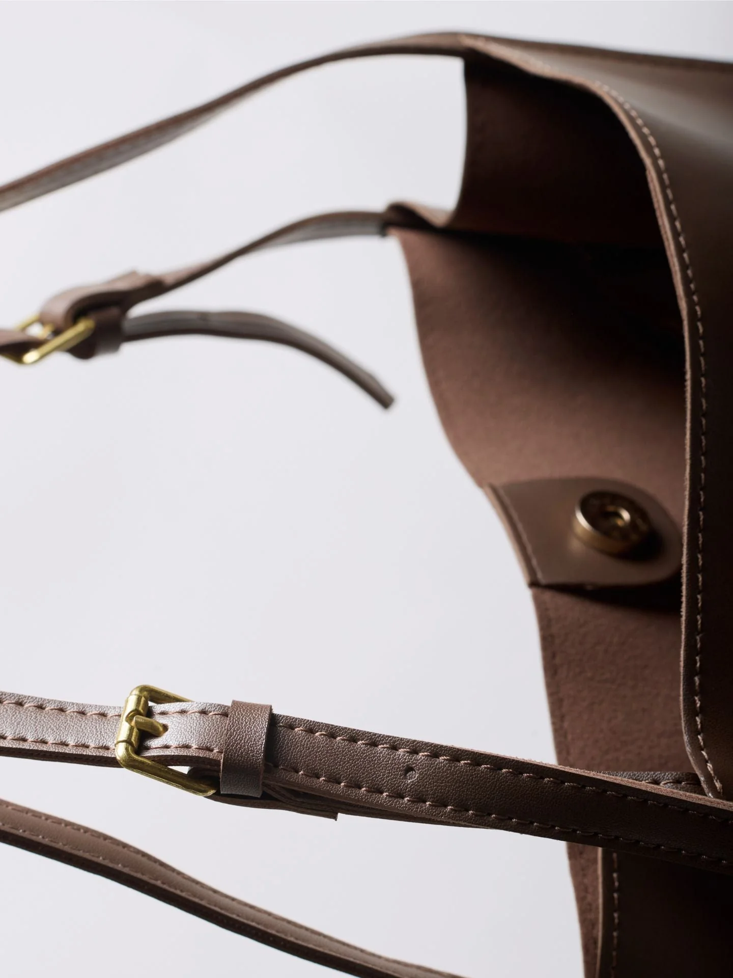 Arya Daily Chic Vegan Leather Shoulder Bag - Image 8