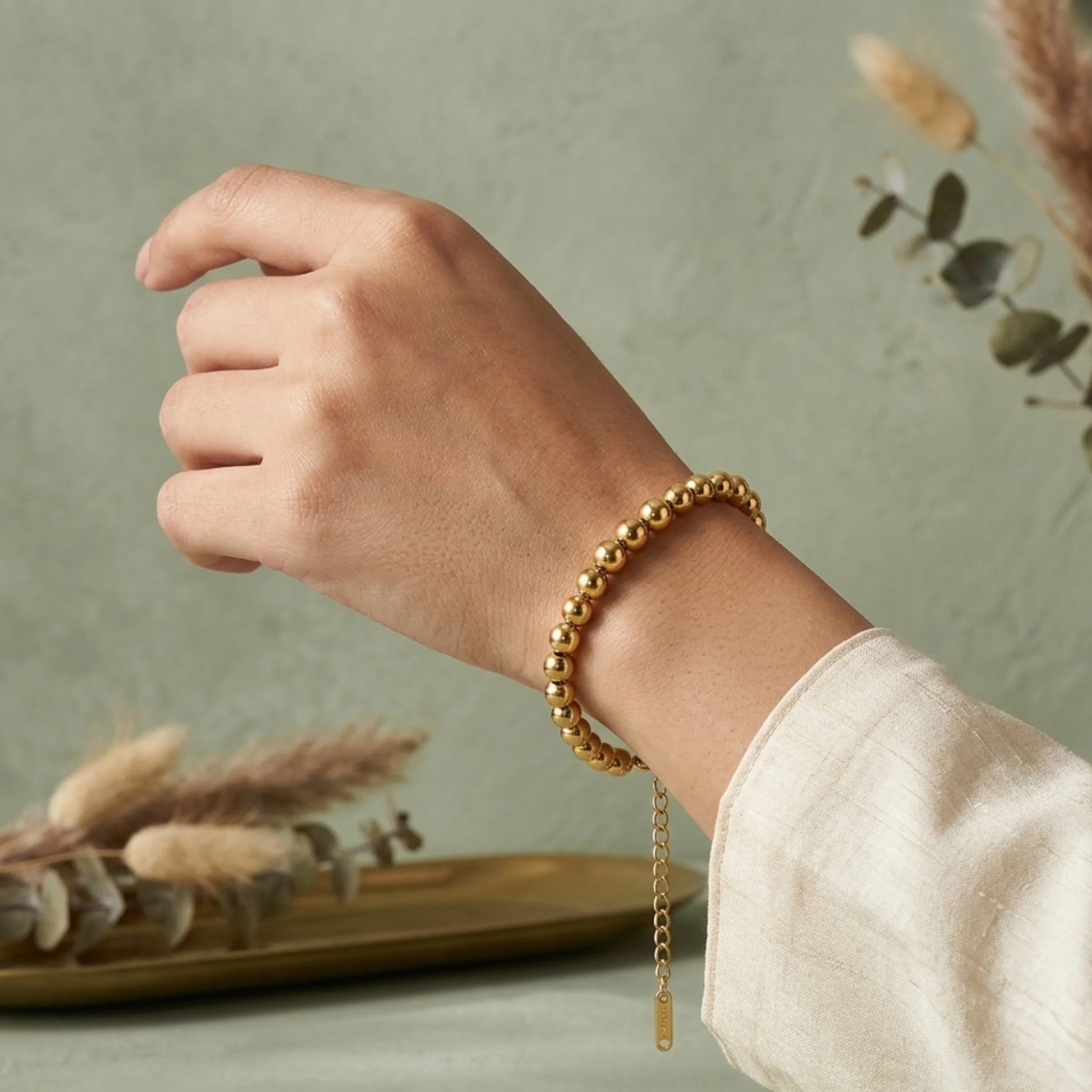 Calira Golden Sphere Bracelet - Image 4