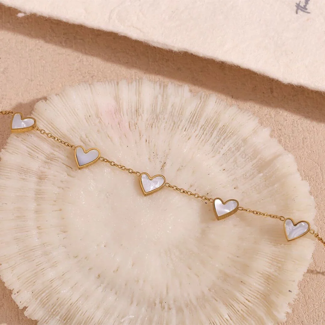Gold Heart Pendant Bracelet – Romantic Natural Shell Jewelry - Image 6