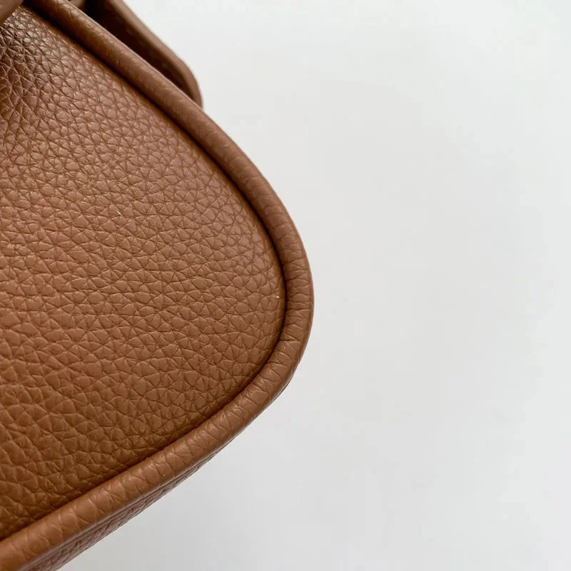Celestia Curve Baguette Shoulder Bag - Image 10