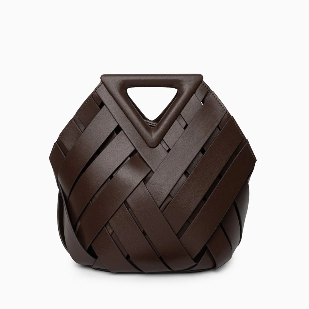 Chic Woven Leather Handbag for Casual and Formal Looks - Image 4