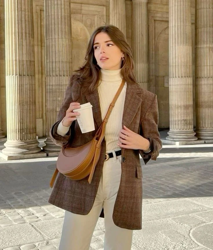 Crescent Vegan Leather Shoulder Bag - Image 10