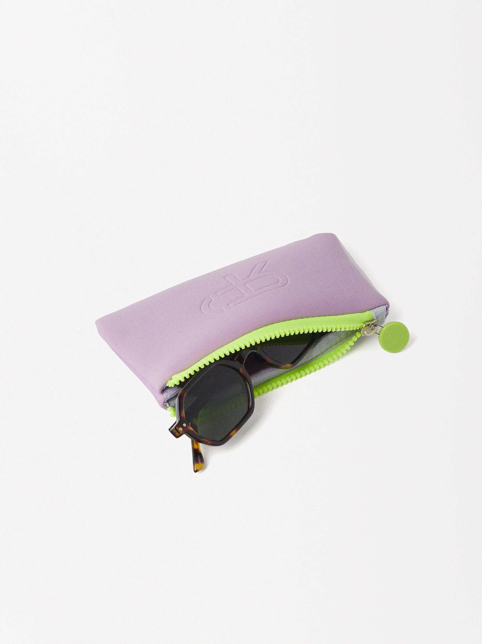 Retro Chic Tortoise Shell Polarized Sunglasses - Image 5
