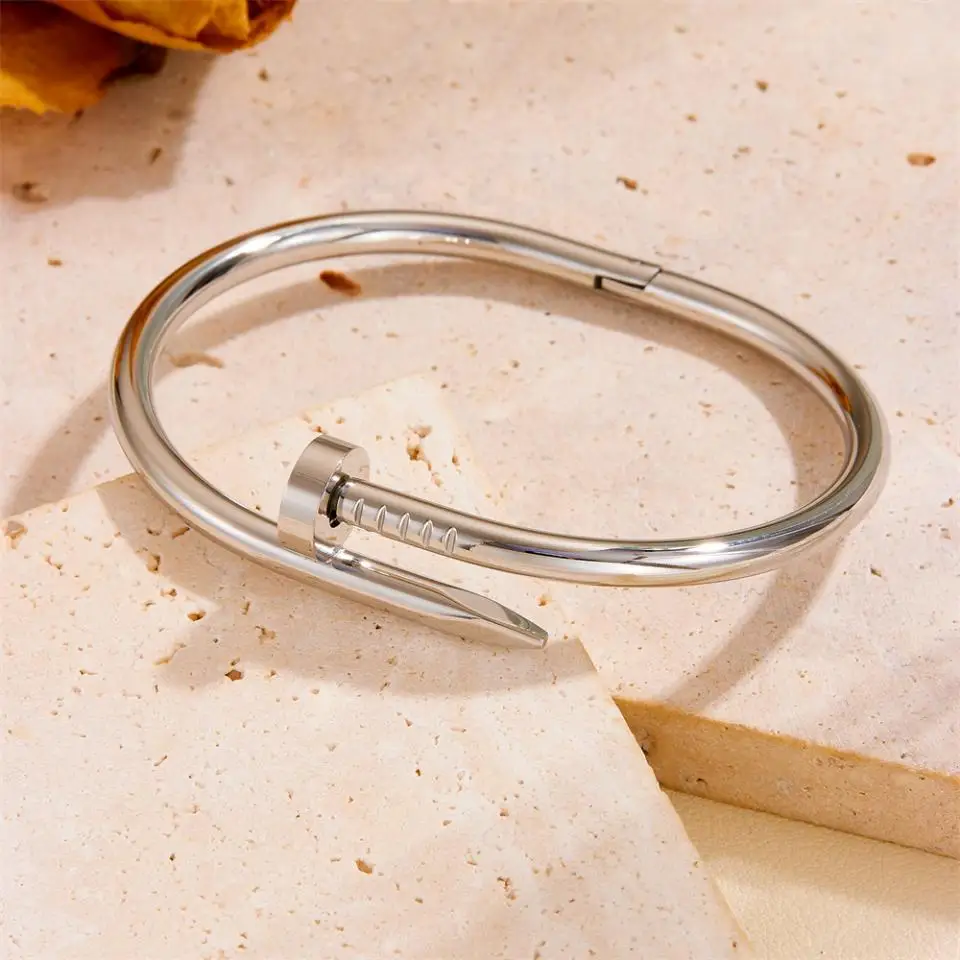 Dazzling Nail Style Non-Fading and High-Quality Bracelet - Image 3
