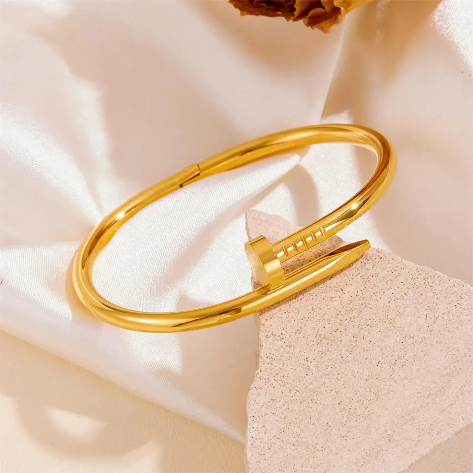 Dazzling Nail Style Non-Fading and High-Quality Bracelet - Image 4