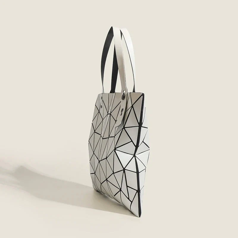 Diamond Luxe Quilted Tote - Image 5