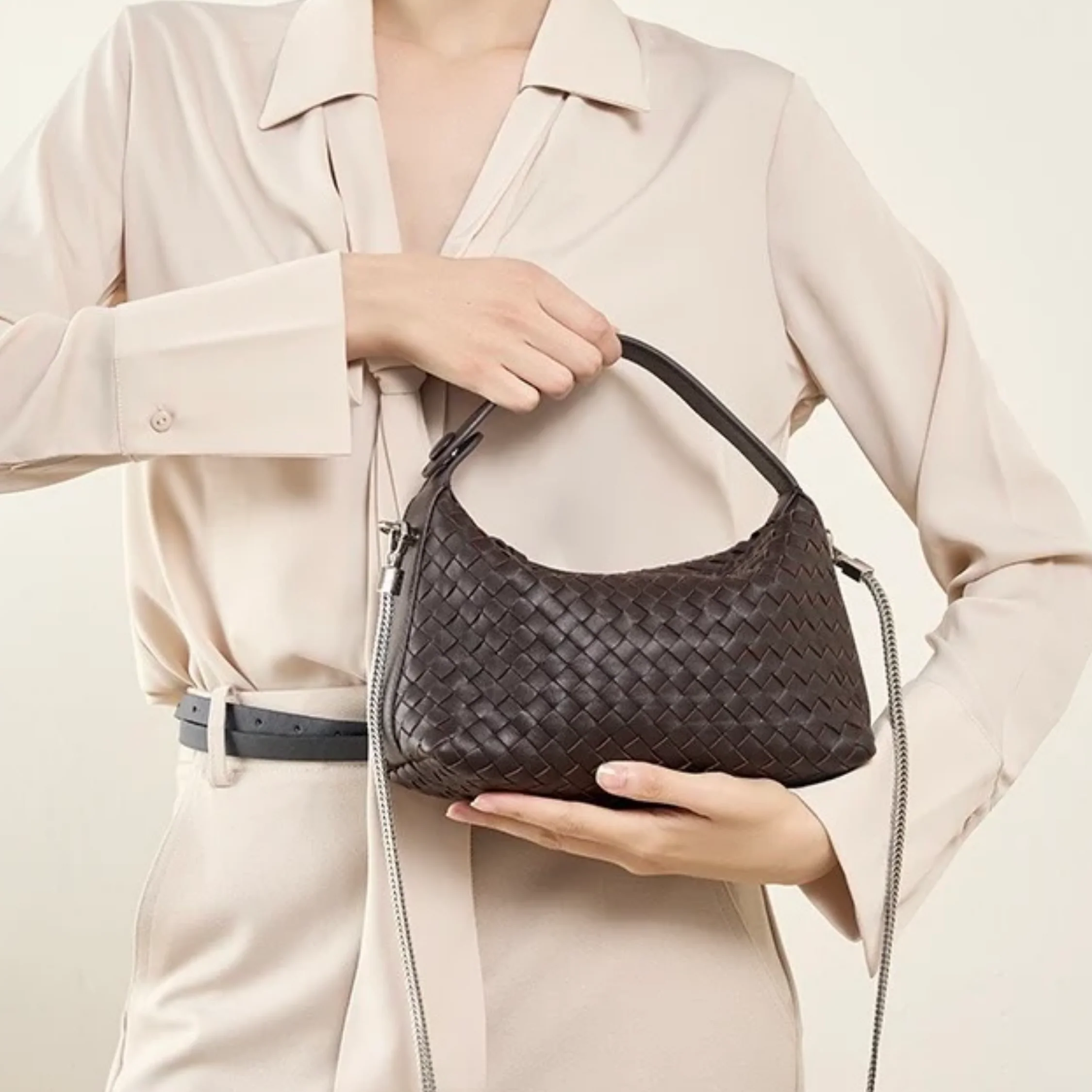 Elaréa Genuine Sheepskin Leather Woven Clutch Bag with Chain Strap - Image 6