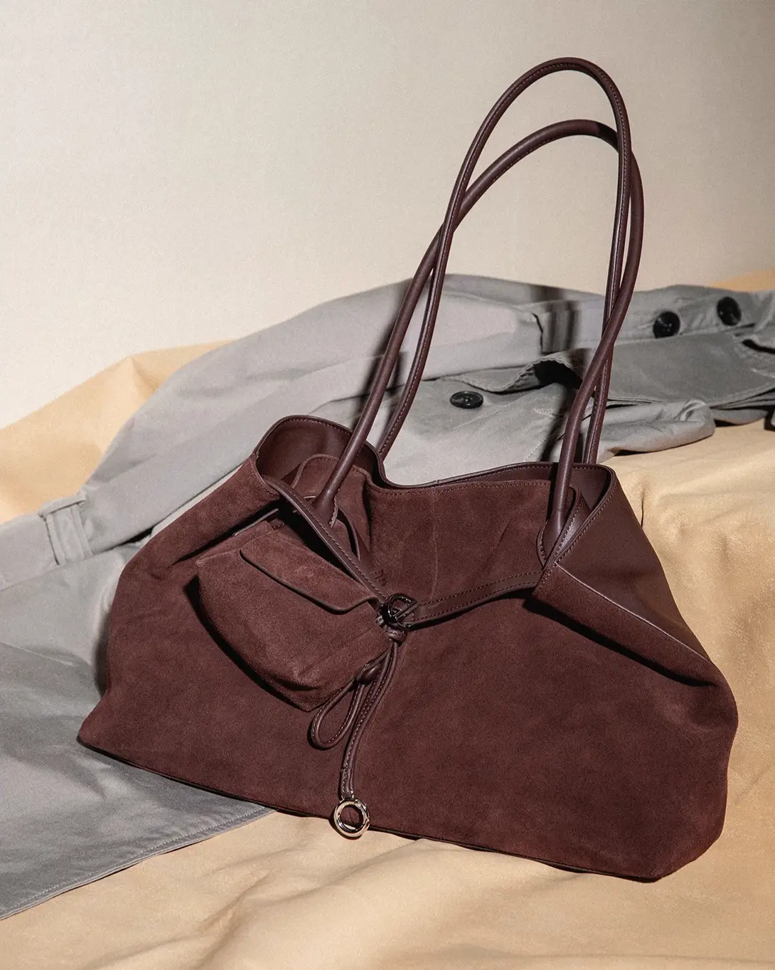 Elegant Vegan Suede Commuter Tote - Image 11