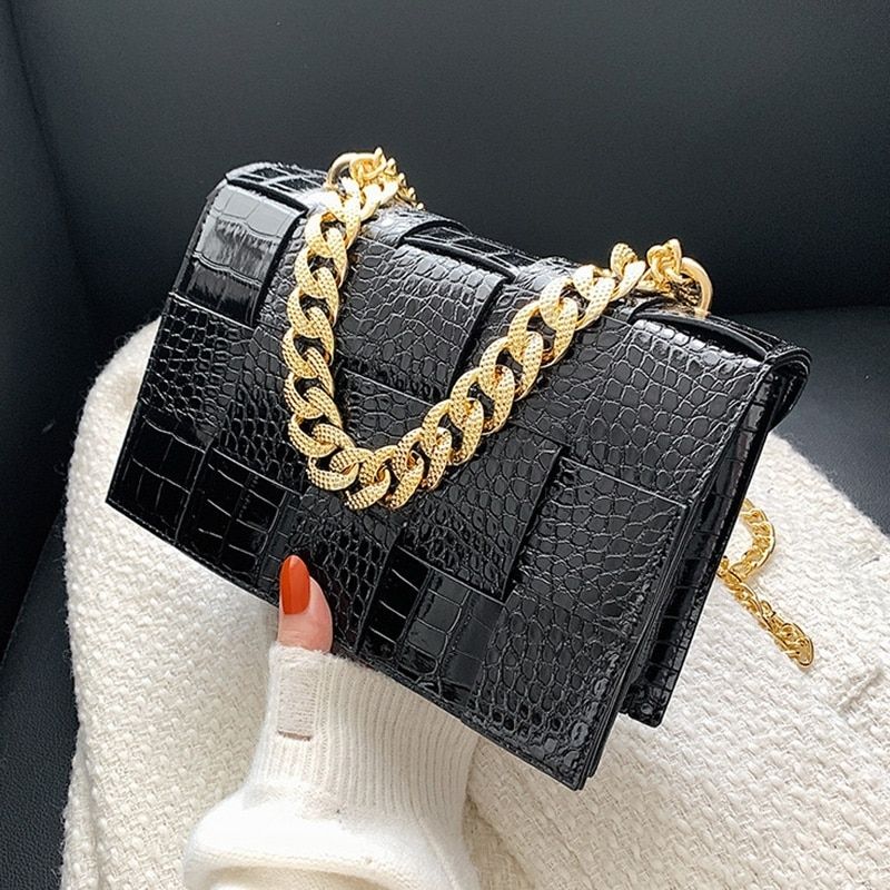 Elegant Crocodile Leather Crossbody Styled Bag – Stylish and Practical for Every Occasion - Image 3