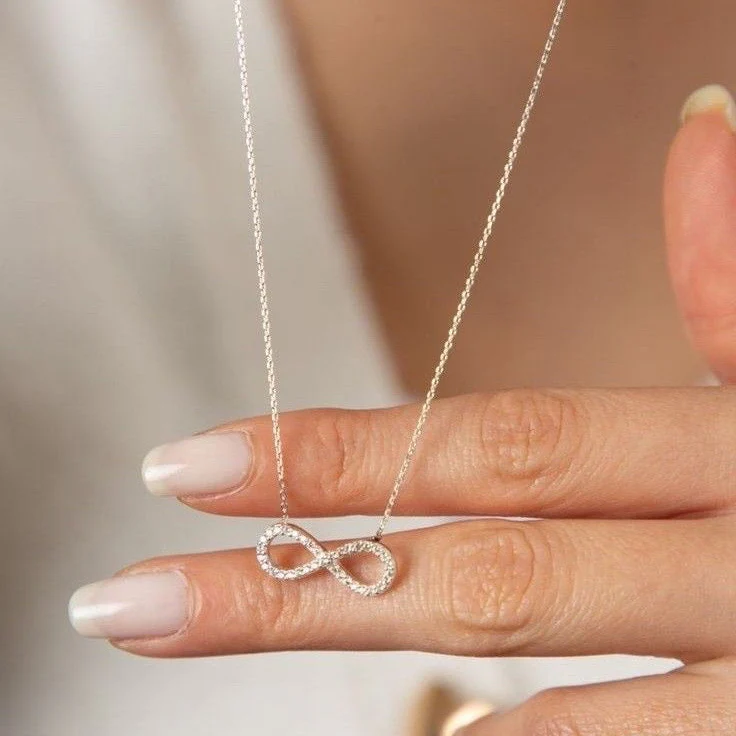Eterna Infinity Necklace