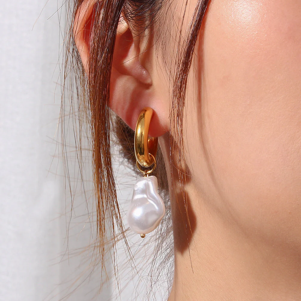 Ethereal Elegance Teardrop Earrings - Image 7