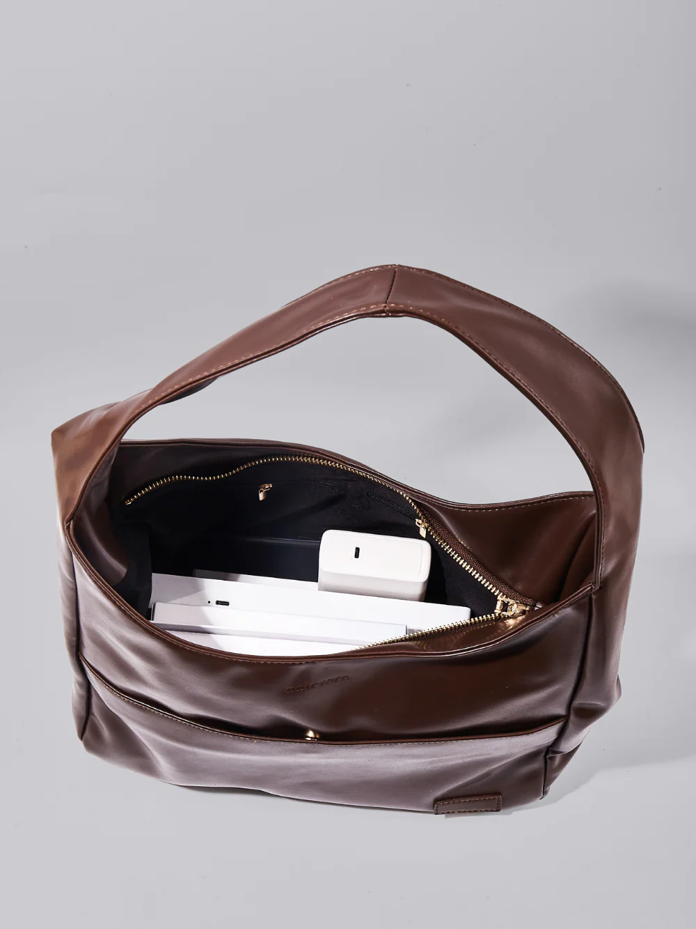 Elegant Vegan Leather Everyday Tote - Image 15