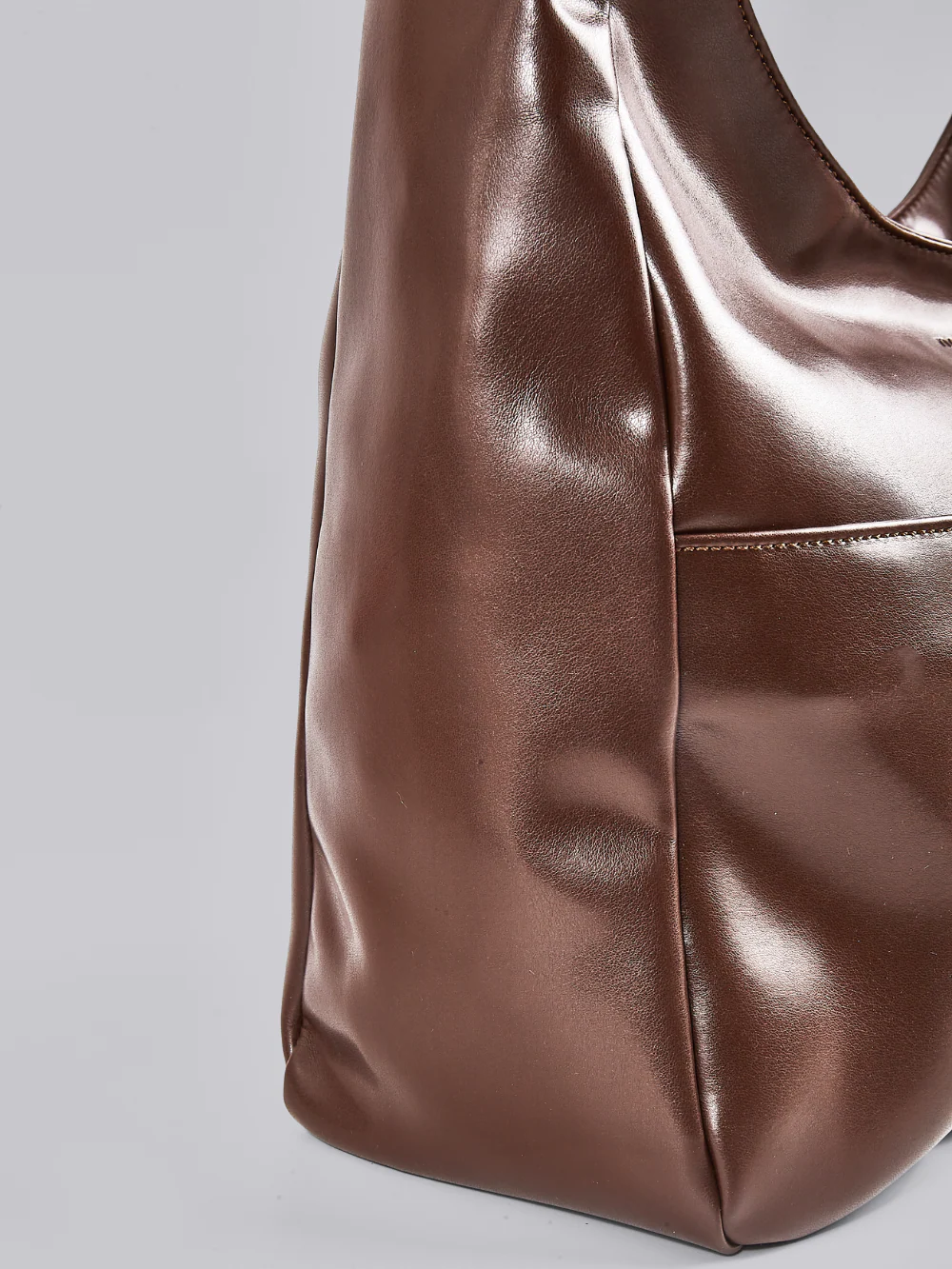 Elegant Vegan Leather Everyday Tote - Image 17