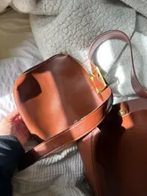 Luxury Handbag for Women – Durable PU Leather with Adjustable Strap - Image 3