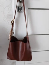 Luxury Handbag for Women – Durable PU Leather with Adjustable Strap - Image 5