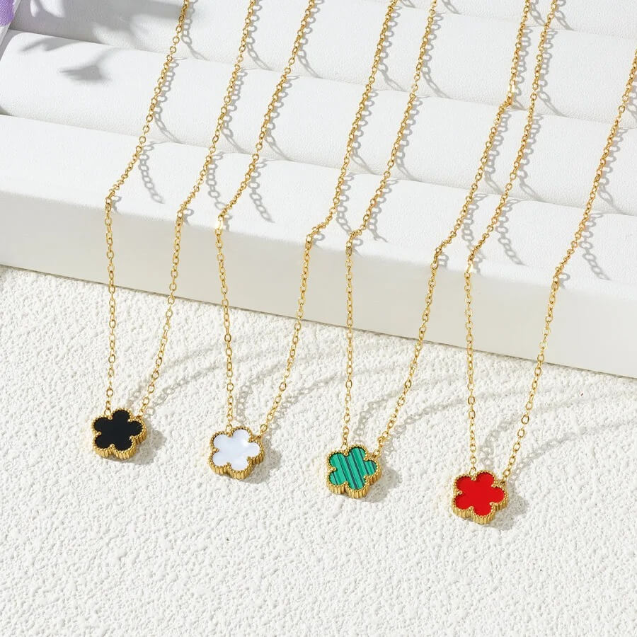 Leaf Clover Pendant Necklace - Image 3