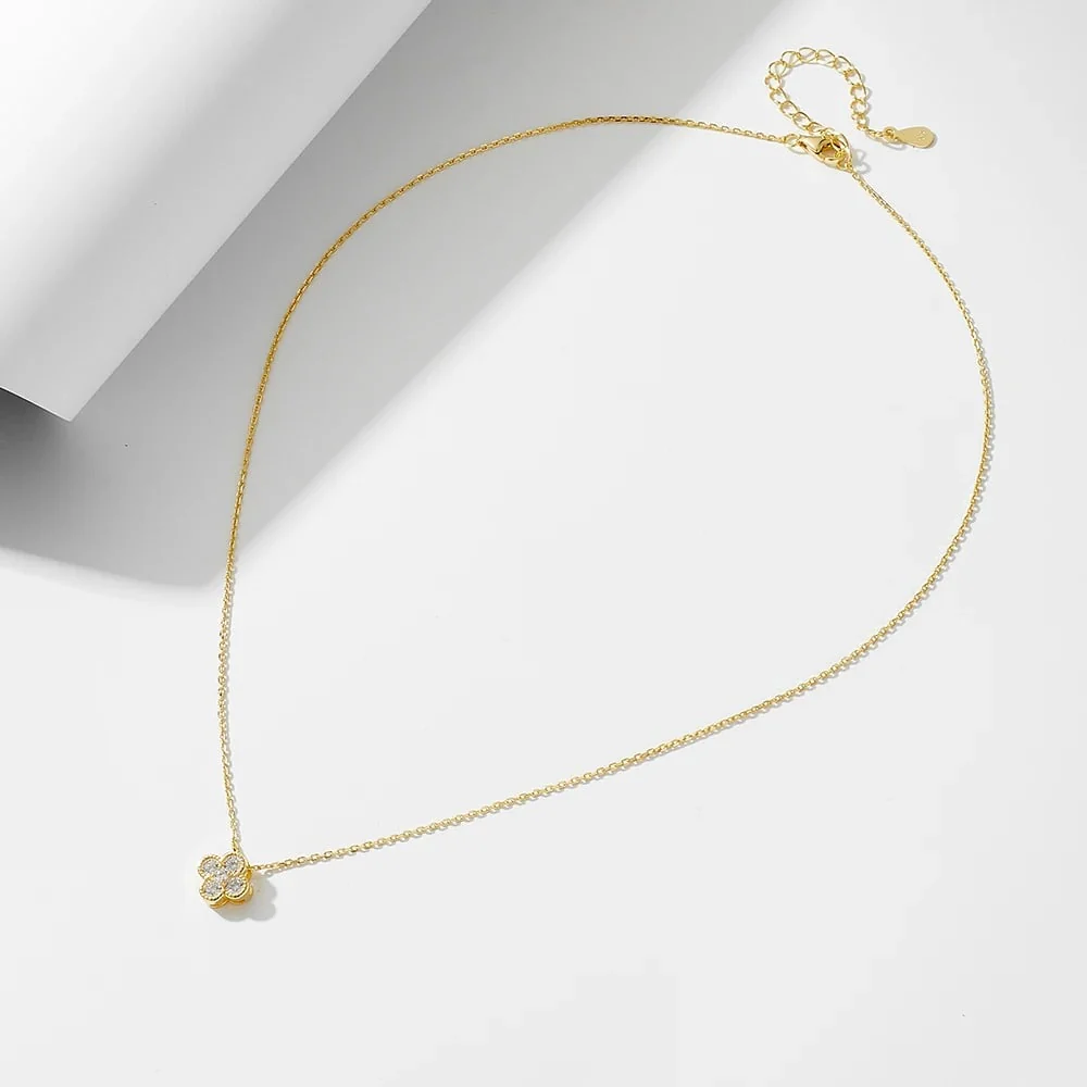 FOUR LEAF CLOVER DIAMOND PENDANT NECKLACE - Image 3