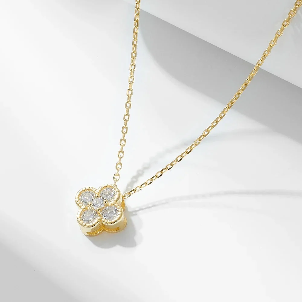 FOUR LEAF CLOVER DIAMOND PENDANT NECKLACE - Image 4