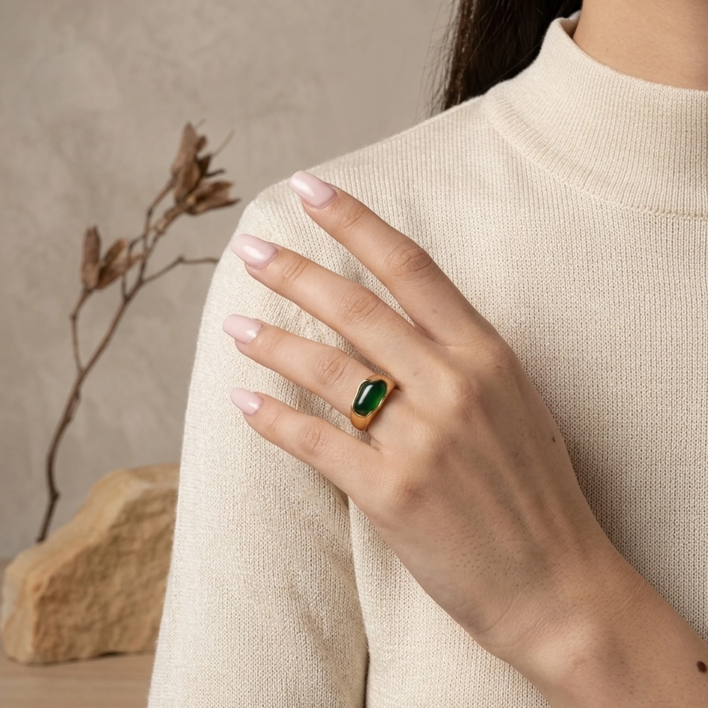 Hermiline Mystic Green Ring - Image 4