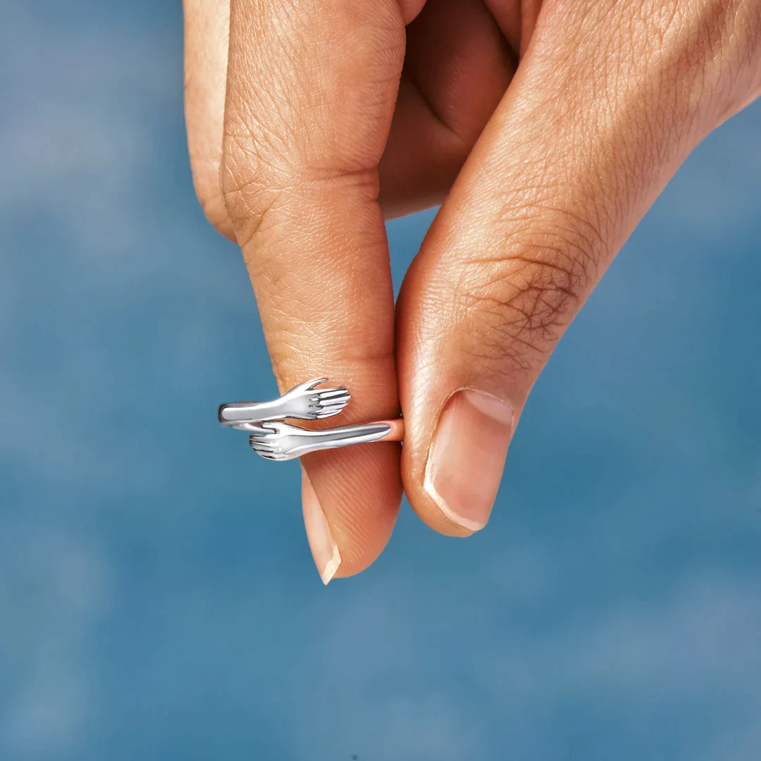 Sterling Silver Hug Ring - Image 3
