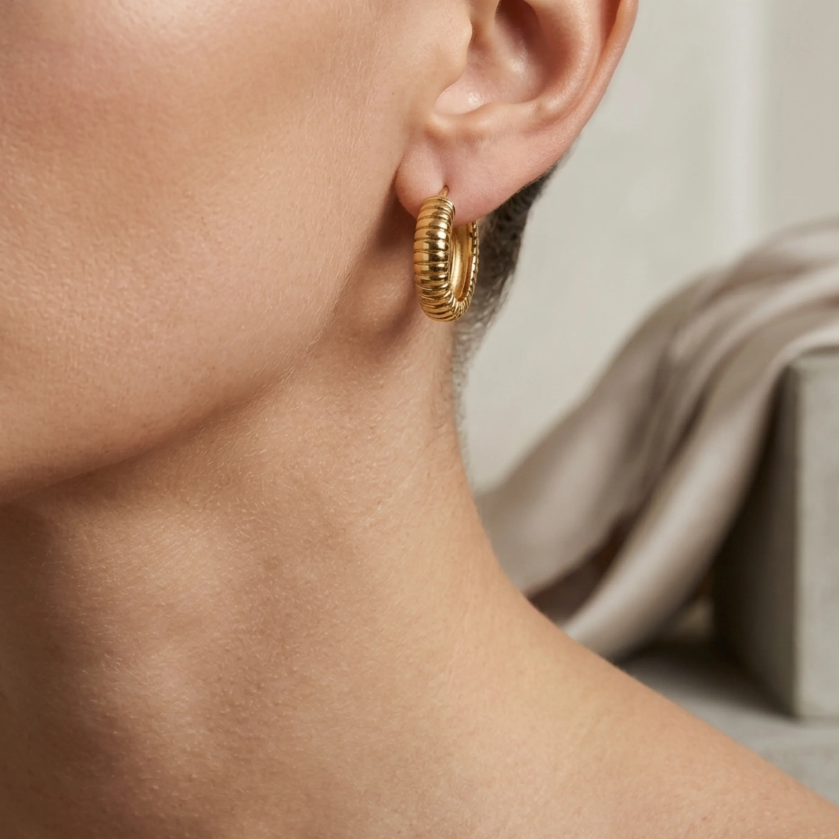 Jovelle Classic Textured Hoops - Image 4