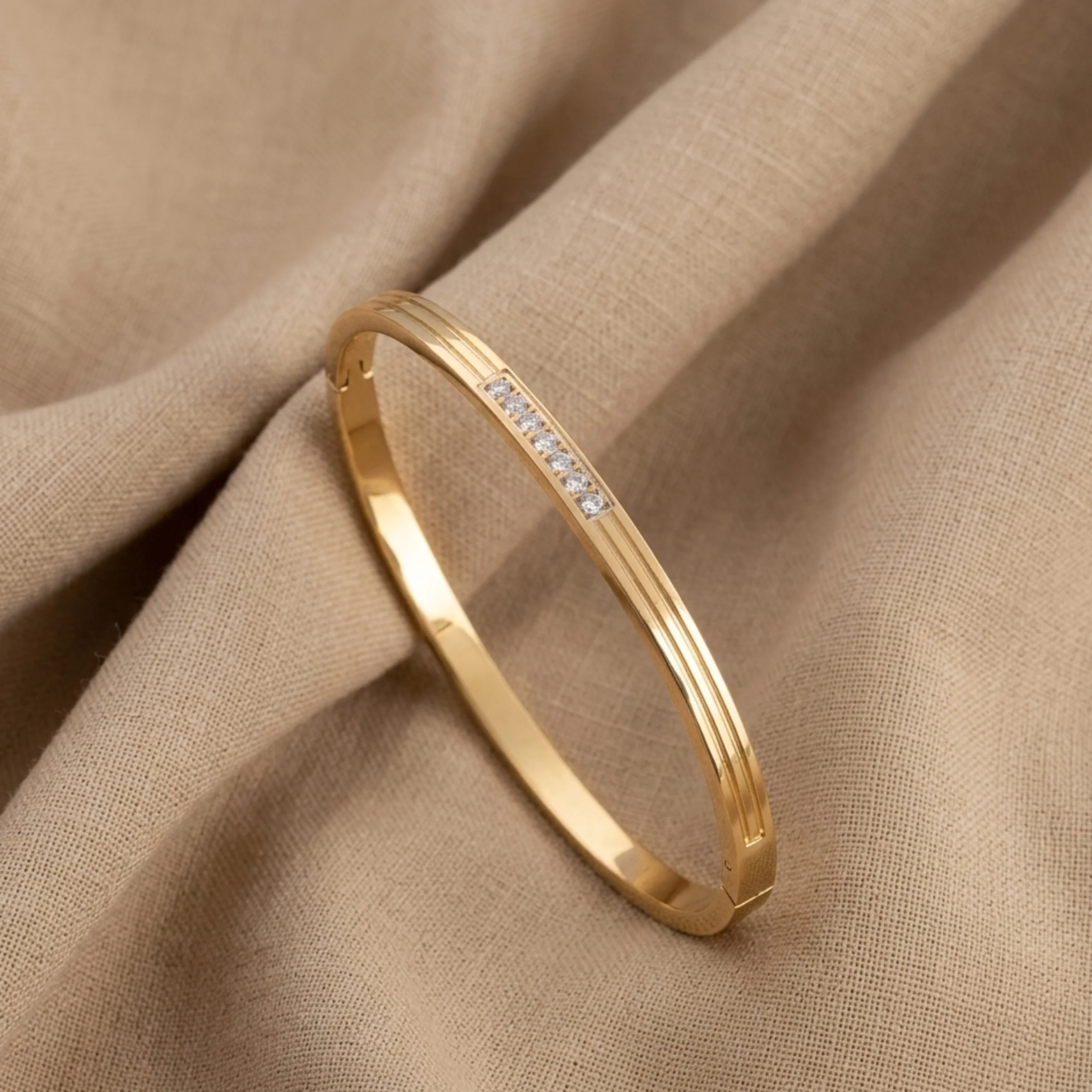 Kaelith Prism Diamond Bracelet