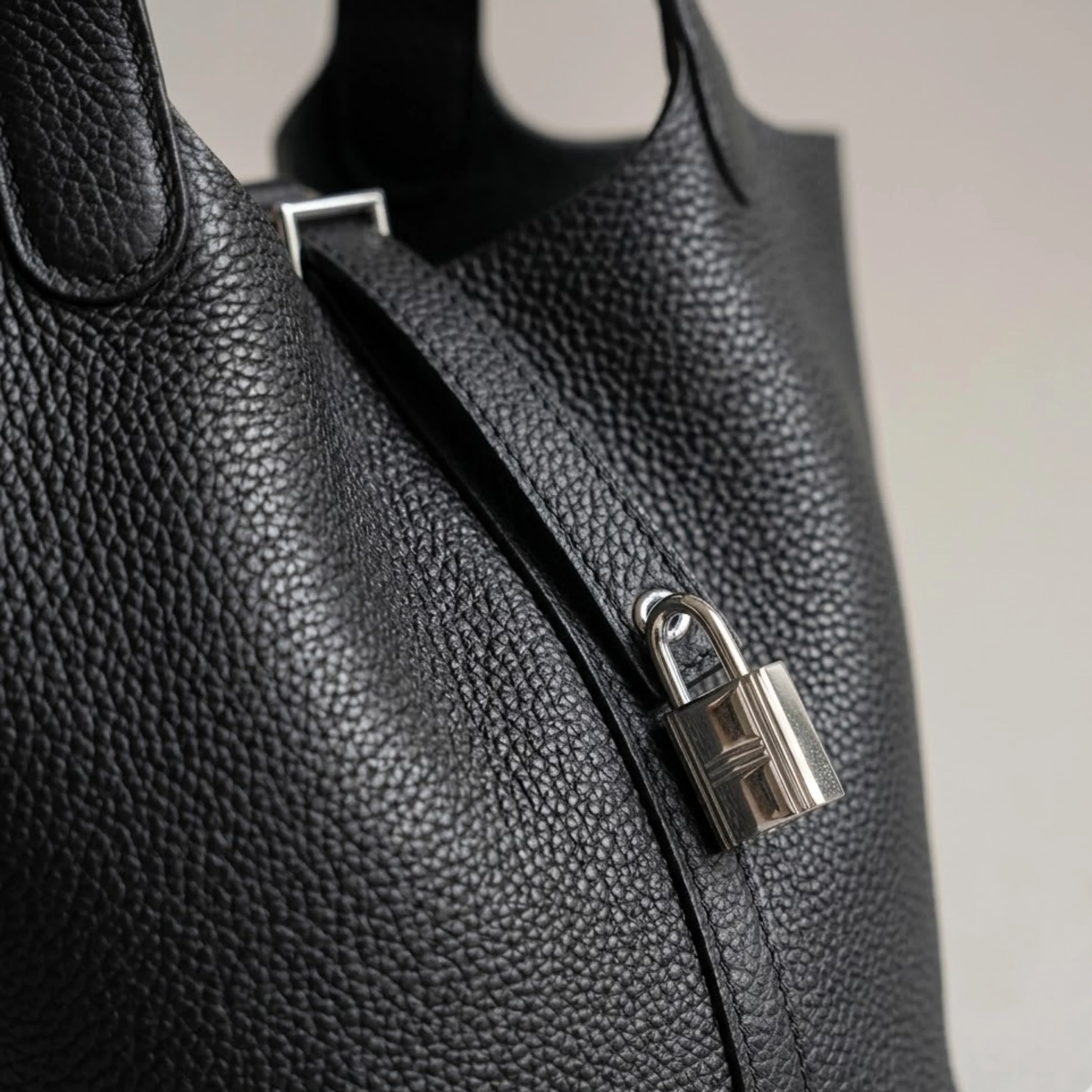 Lavelle Genuine Leather Buckle Basket Bag - Image 13