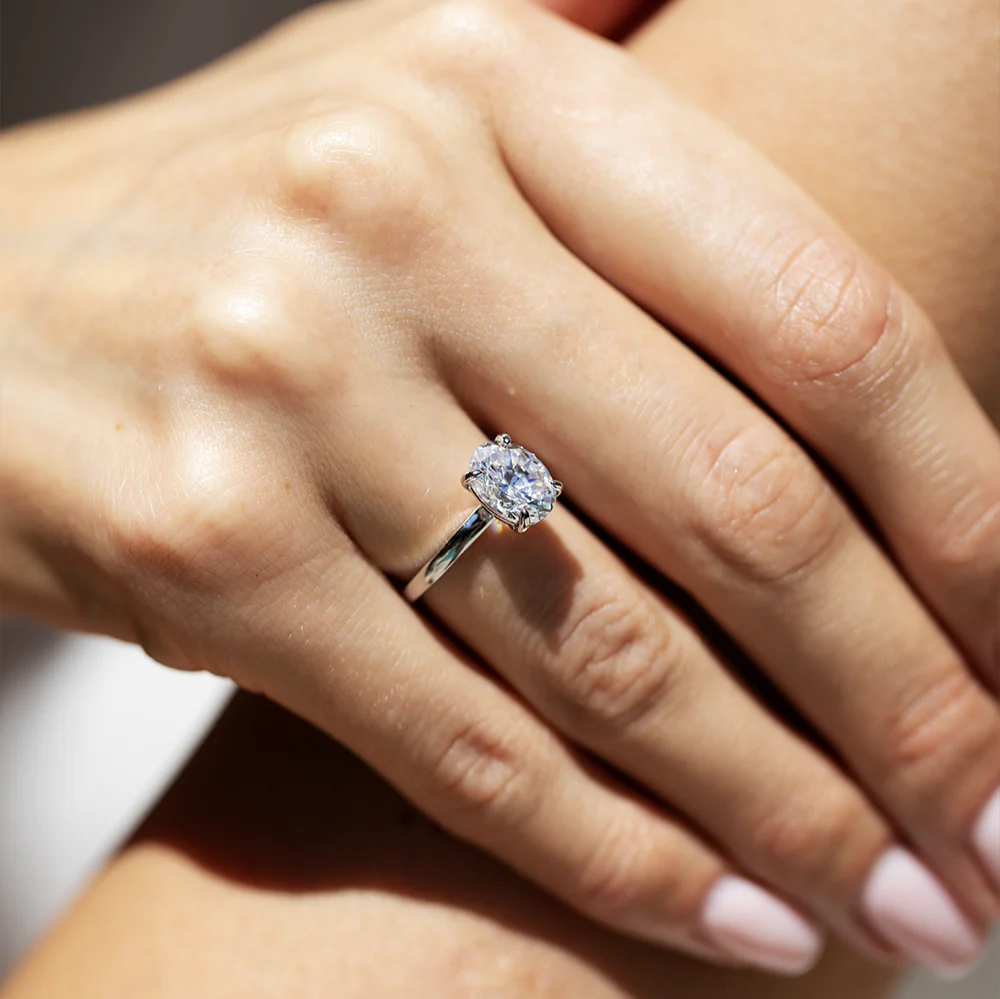 Lustrous Moissanite Elegance Ring - Image 8