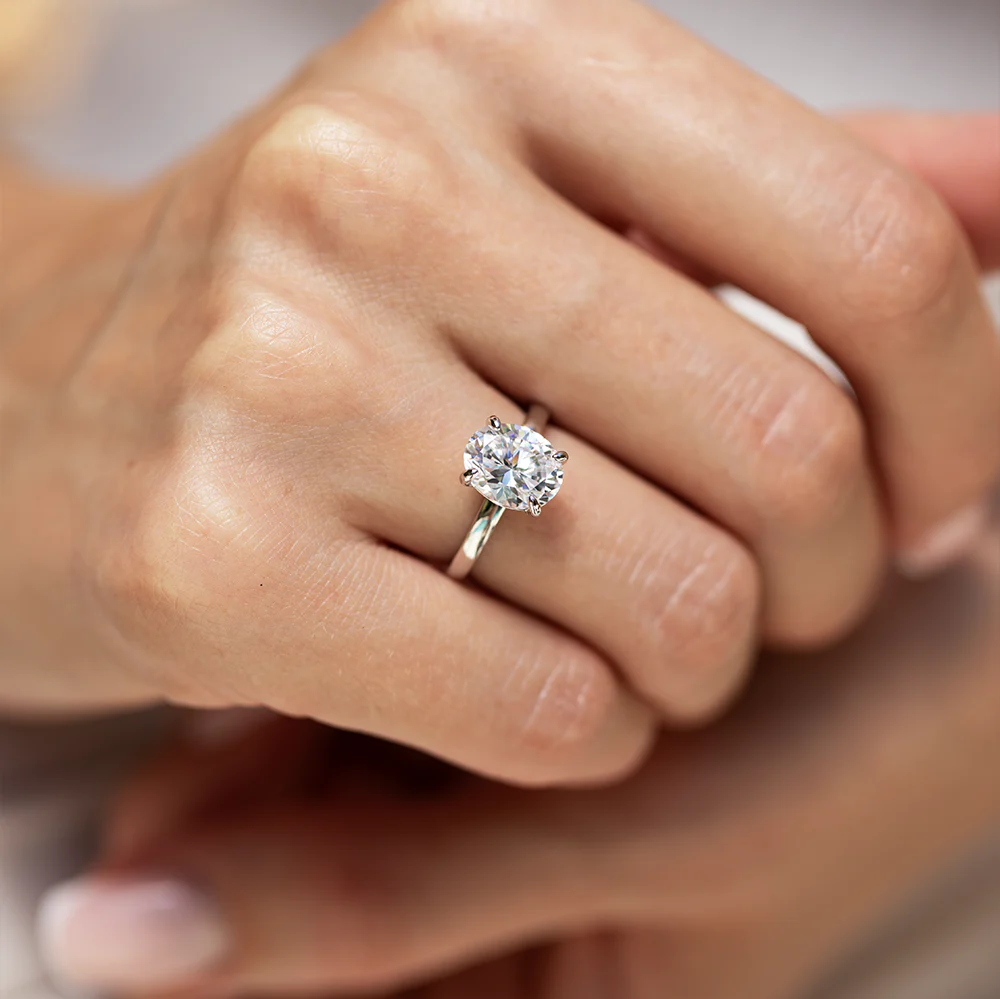 Lustrous Moissanite Elegance Ring - Image 9