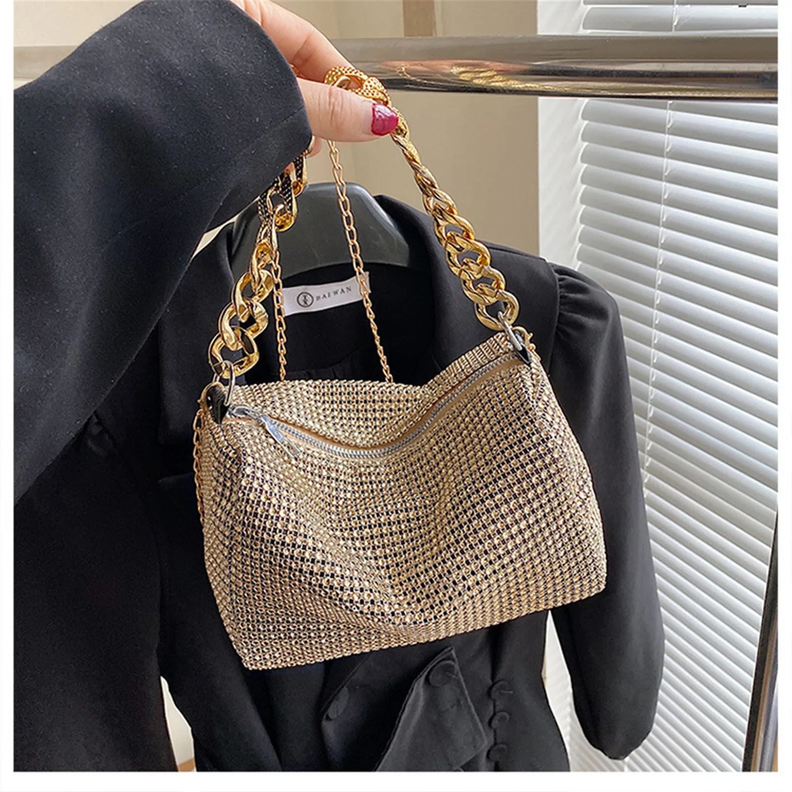 Luxury PU Leather Women's Handbag – Stylish, Spacious, and Versatile for Every Occasion - Image 3