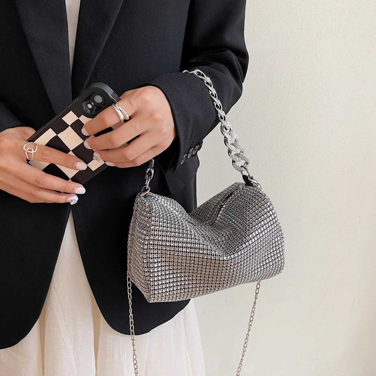 Luxury PU Leather Women's Handbag – Stylish, Spacious, and Versatile for Every Occasion - Image 4