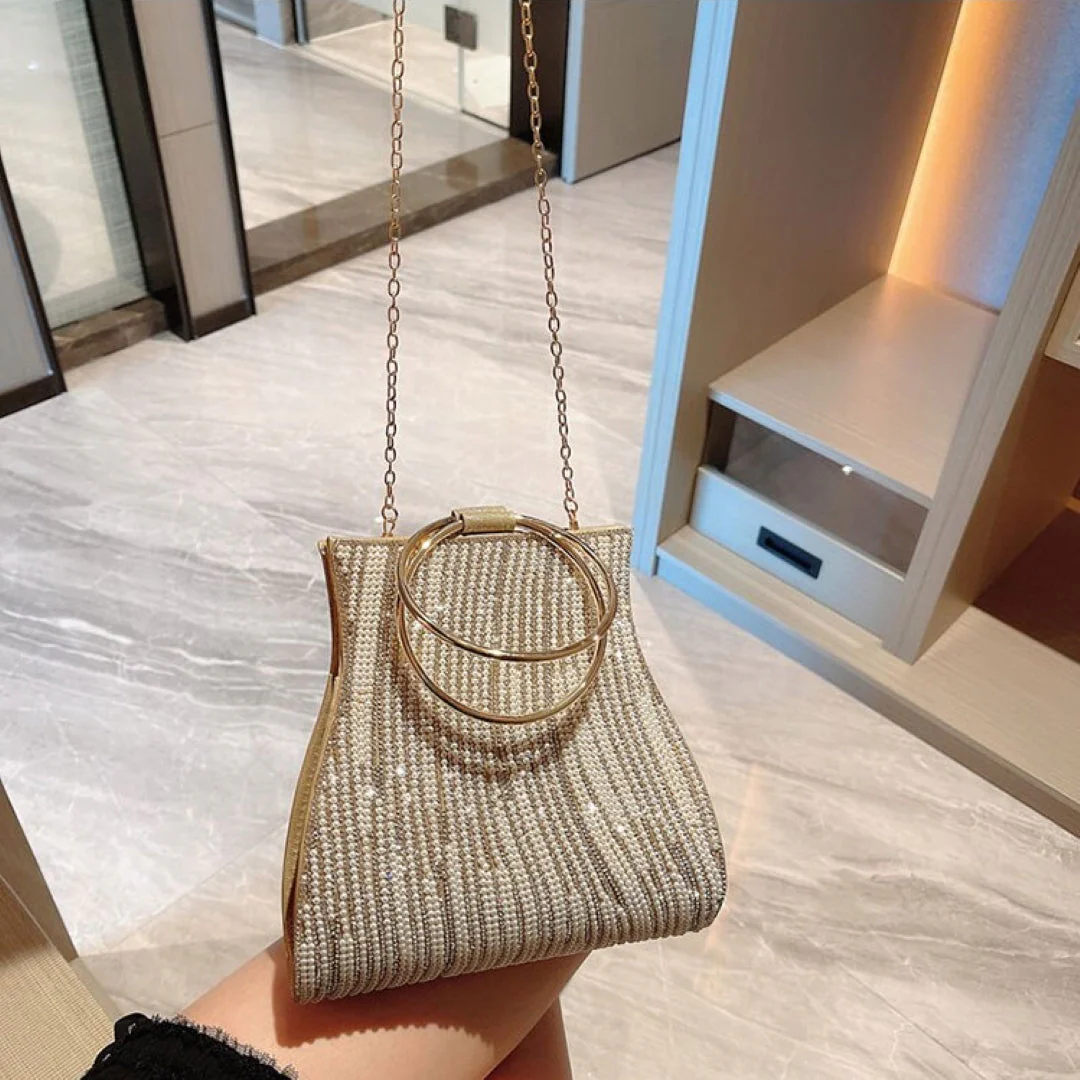 Luxe Shimmering Handbag - Elegant and Versatile  Bag - Image 3