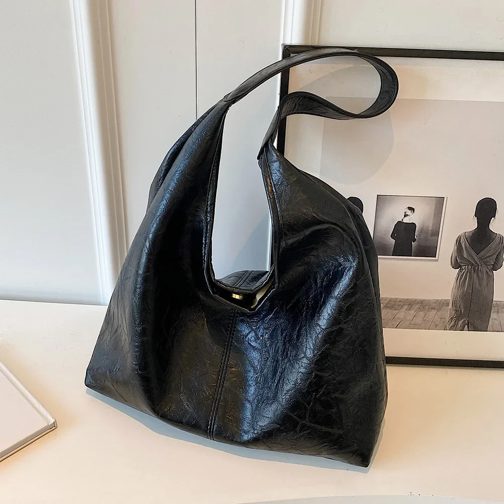 Luxe Waterproof Handbag – Elegant and Functional - Image 5