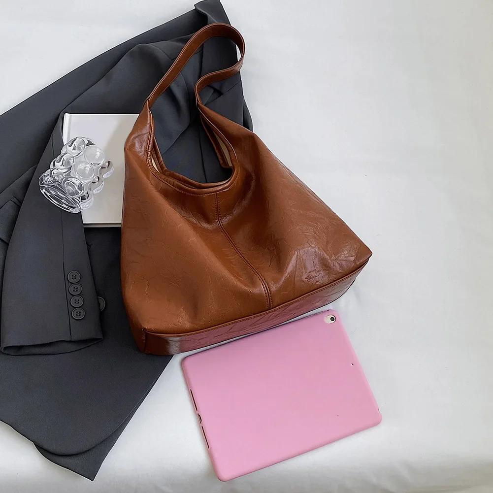 Luxe Waterproof Handbag – Elegant and Functional - Image 7