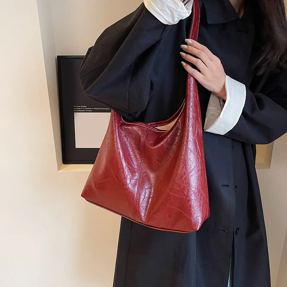 Luxe Waterproof Handbag – Elegant and Functional - Image 9