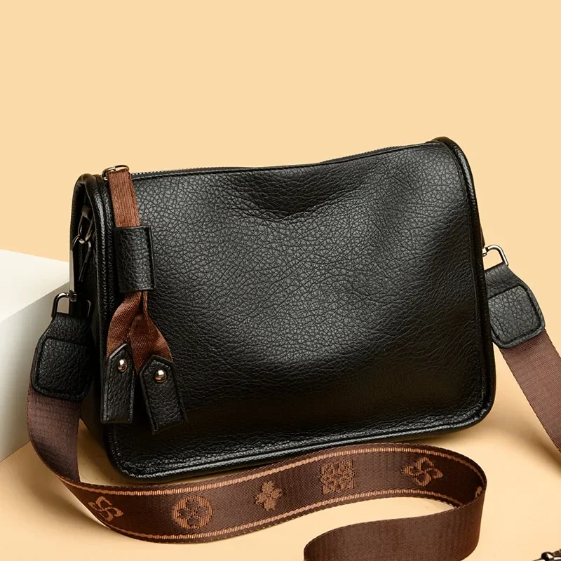 Ocean Luxe Handbag – Sustainable Sophistication Redefined - Image 3