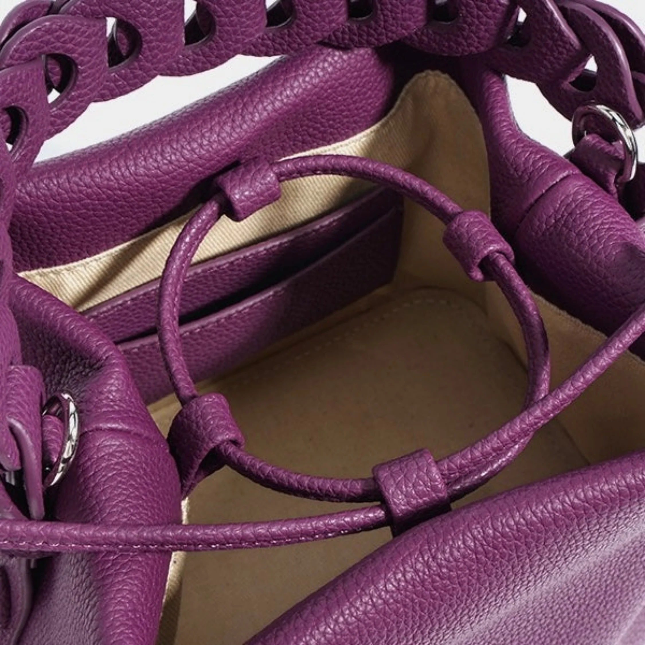 Olythéa Genuine Top-Grain Leather Bucket Bag - Image 12