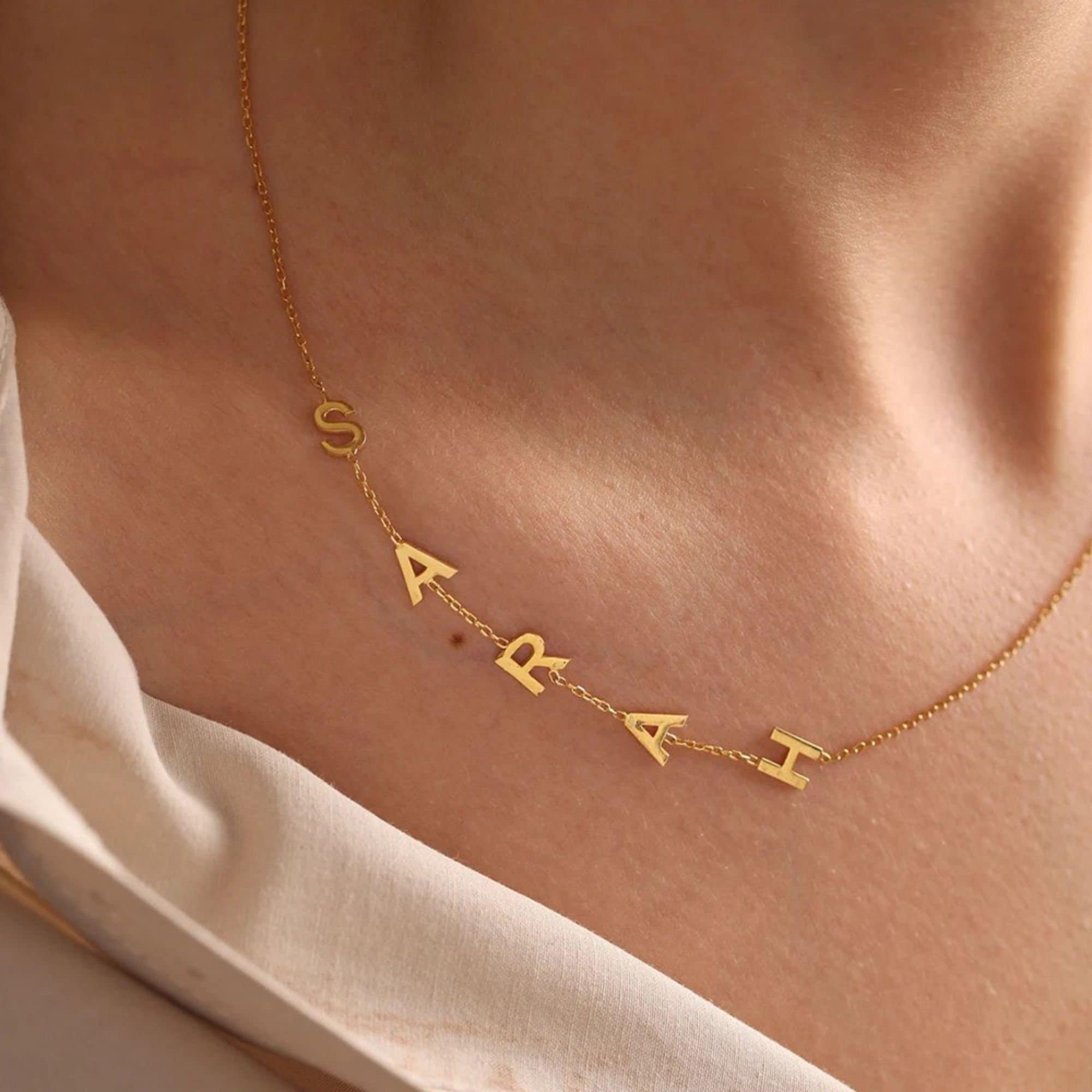 PERSONALISED SARA SIDE LETTER NECKLACE FOR WOMEN - Image 4