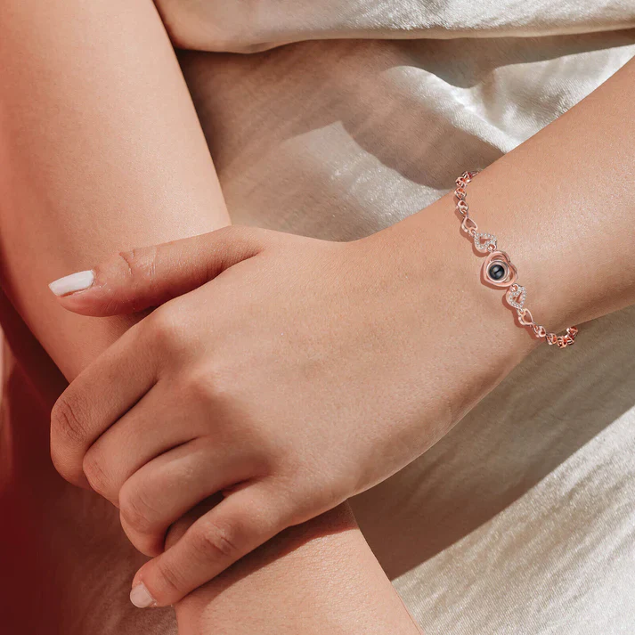 Photo Projection Heart Bracelet - Image 4