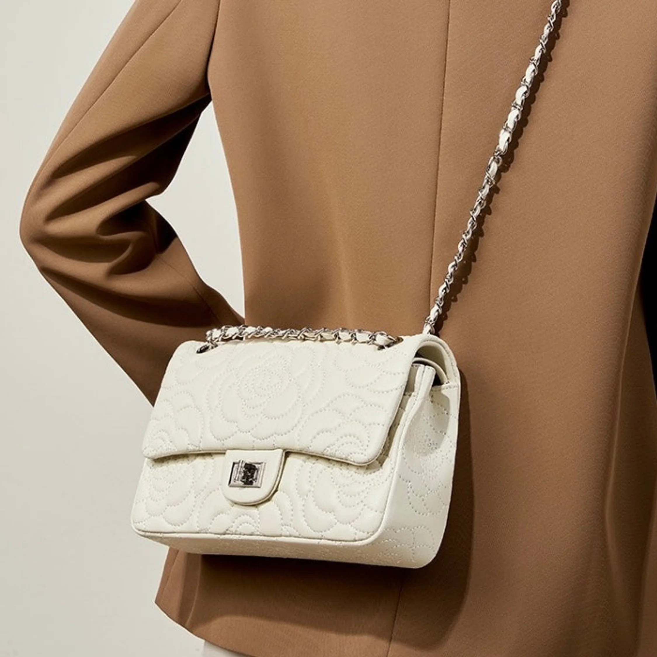 Ravienne Genuine Sheepskin Chain Crossbody Bag - Image 7