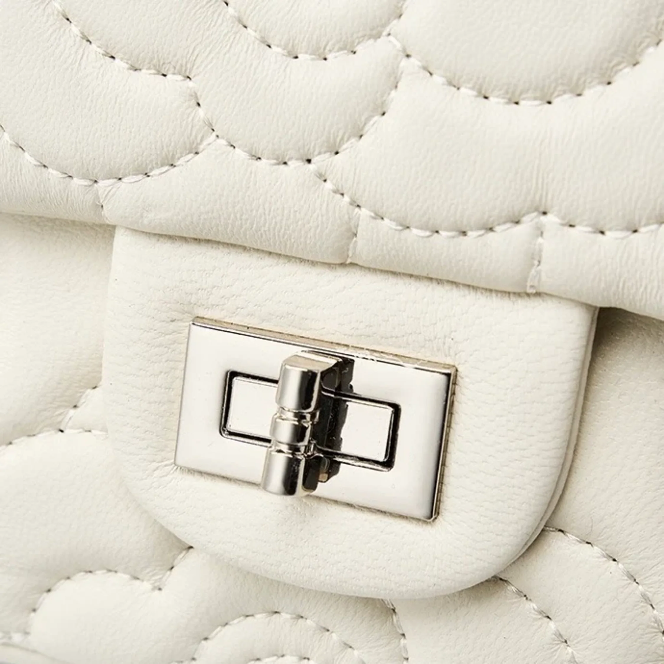Ravienne Genuine Sheepskin Chain Crossbody Bag - Image 9