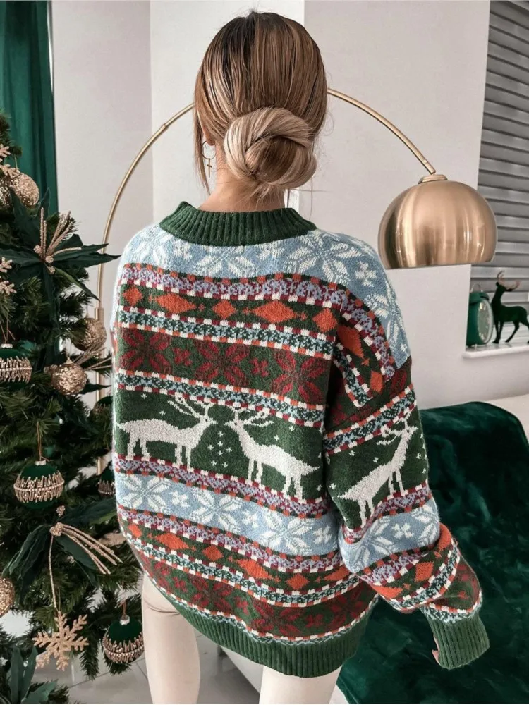 Royal Reindeer Pattern Sweater - Image 5