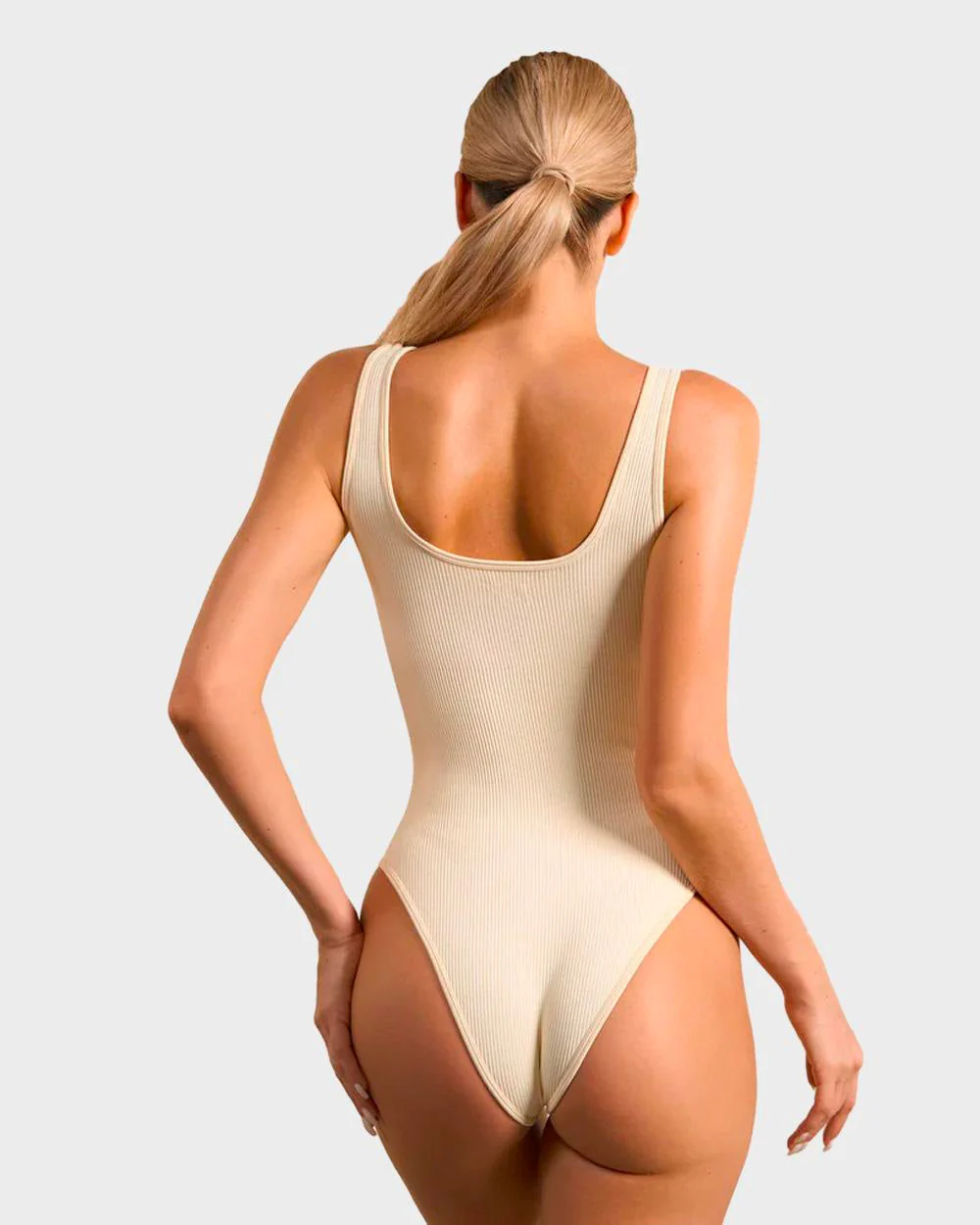Seamless High-Waist Sculpting Bodysuit - Image 17
